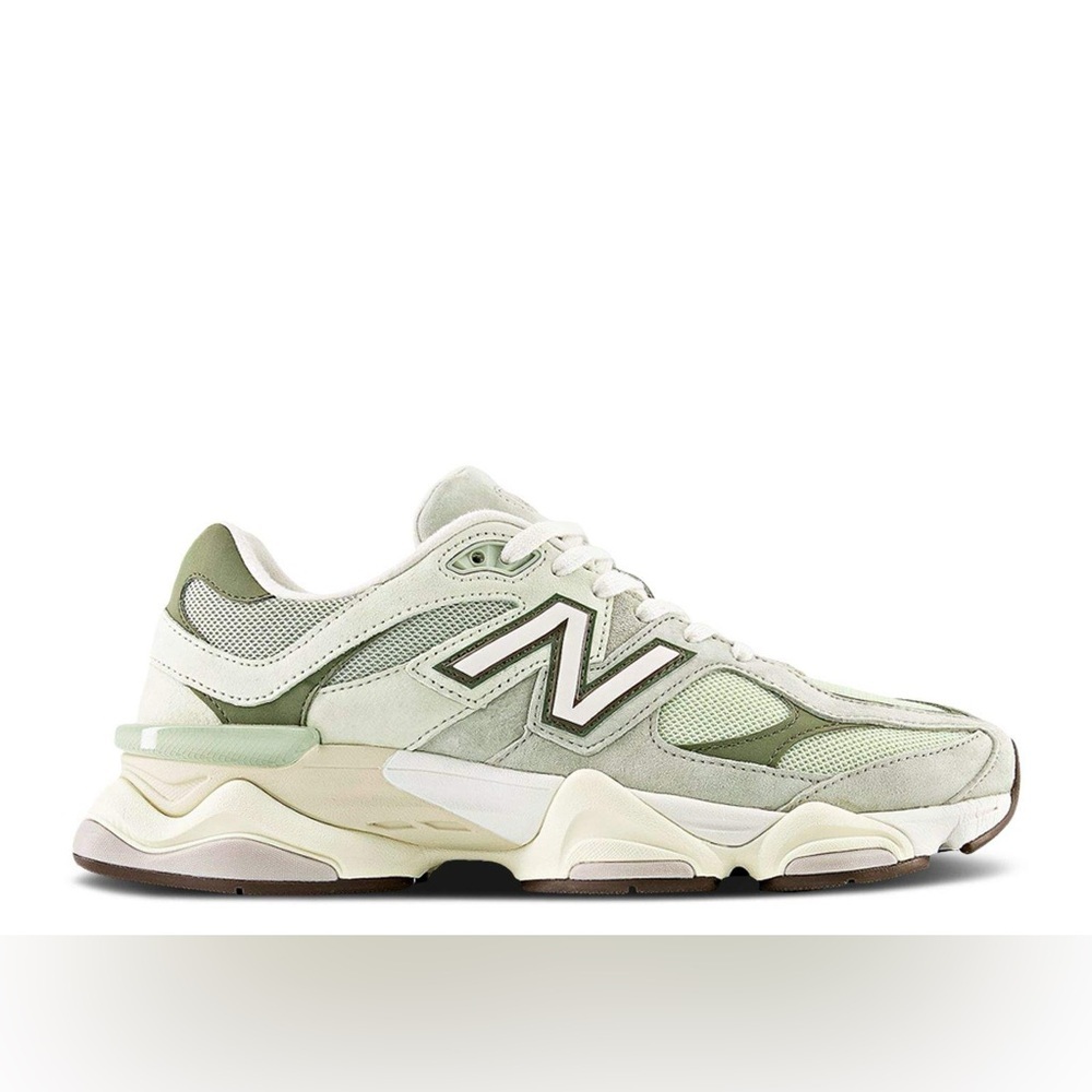 Men's Light Green Athletic Sneakers - New Balance Style